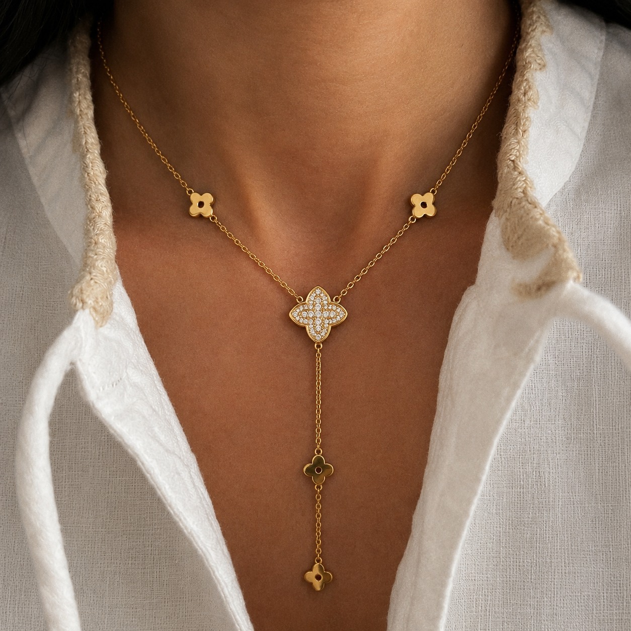 Collier Melly