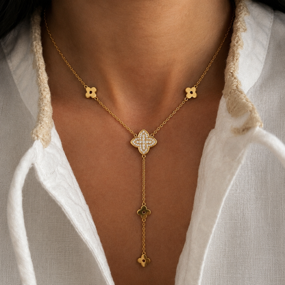 Collier Melly